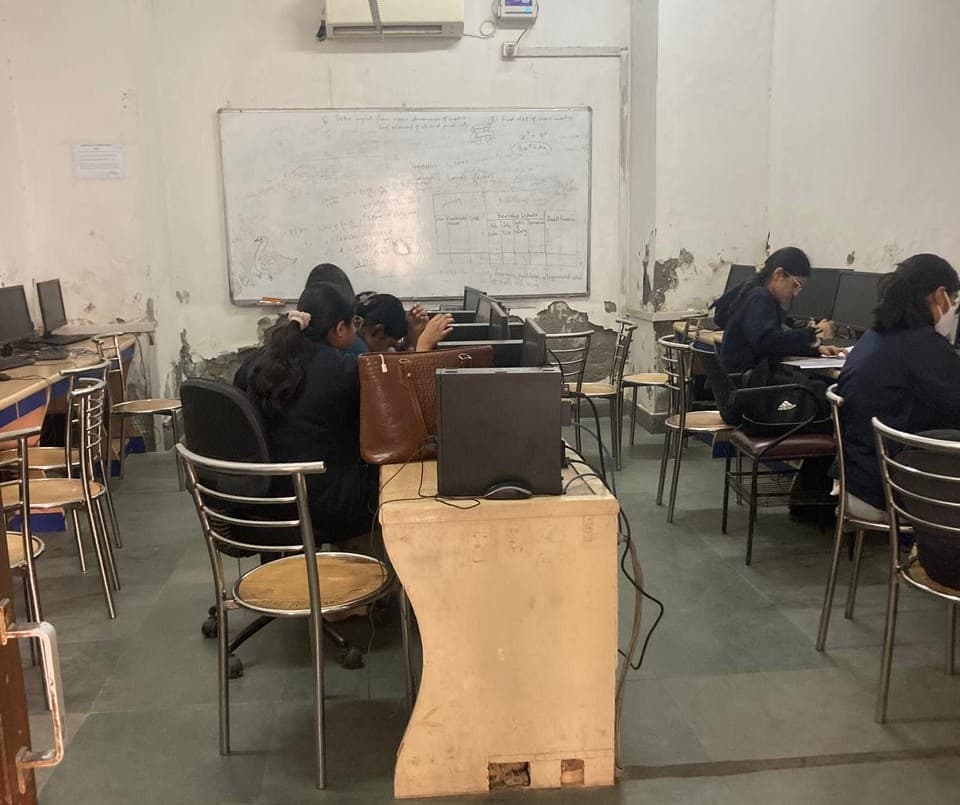 IP College for Women Academic photo 2